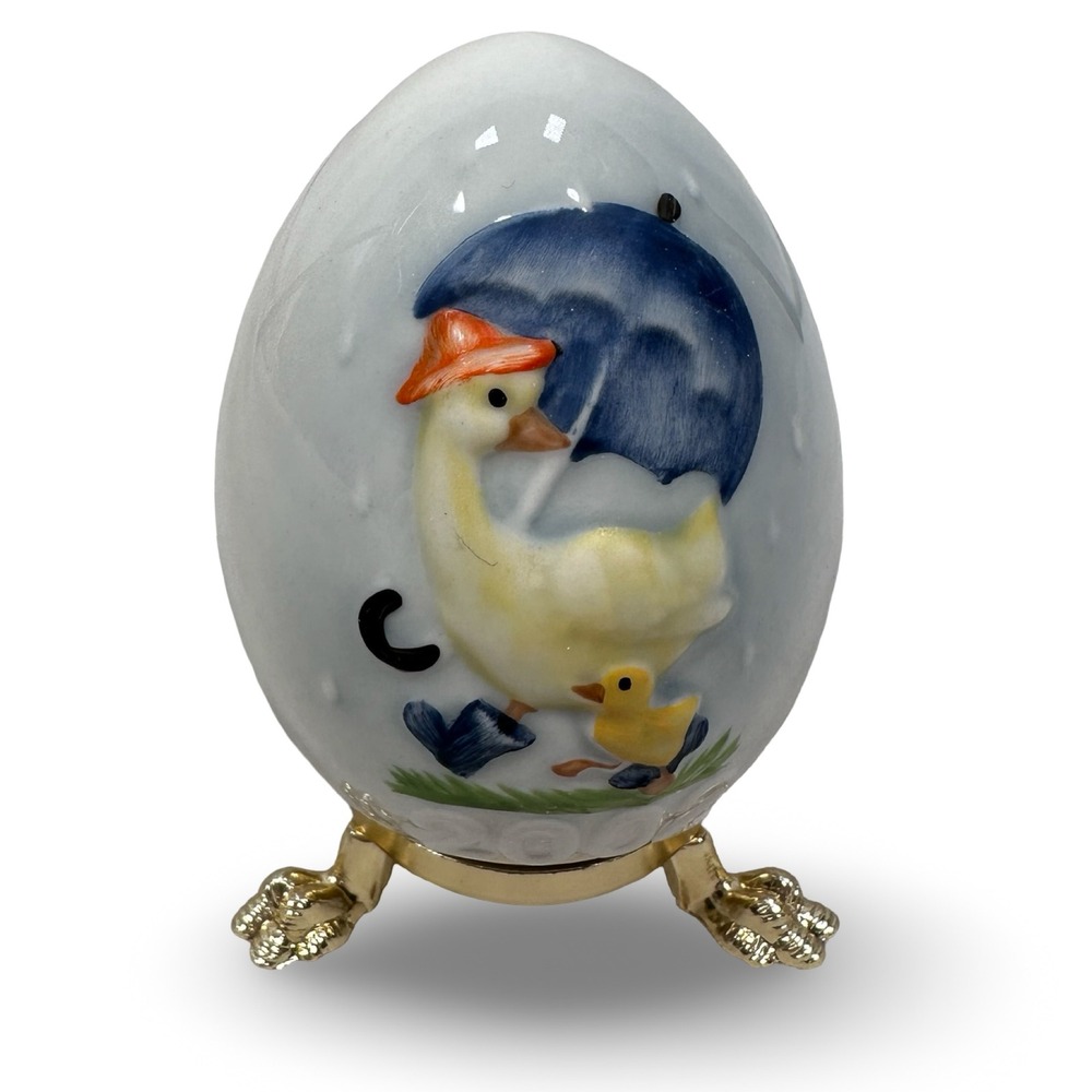Goebel 2002‎ Annual Porcelain Egg Figurine Duck Umbrella Germany Gold Stand